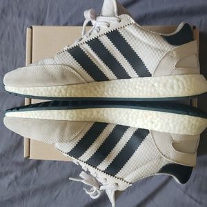 Adidas original iniki runner